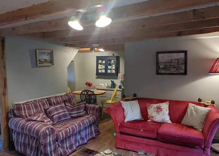 Lilac Terrace Cottage