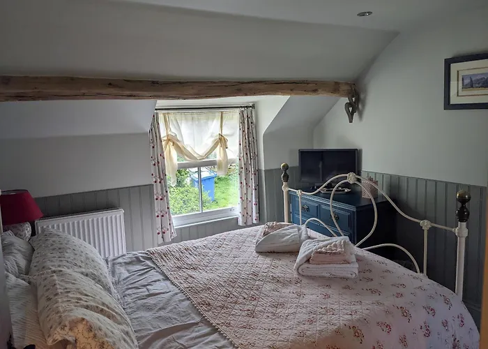 Lilac Terrace Cottage
